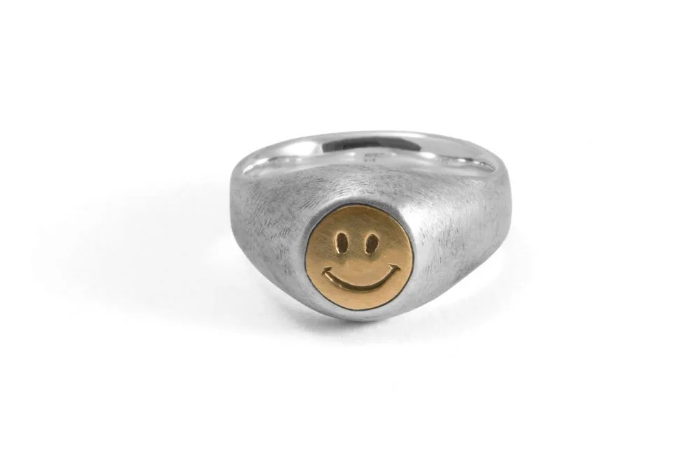 #029 - Signet Ring Smiley