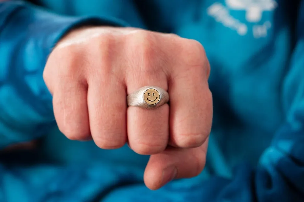 #029 - Signet Ring Smiley