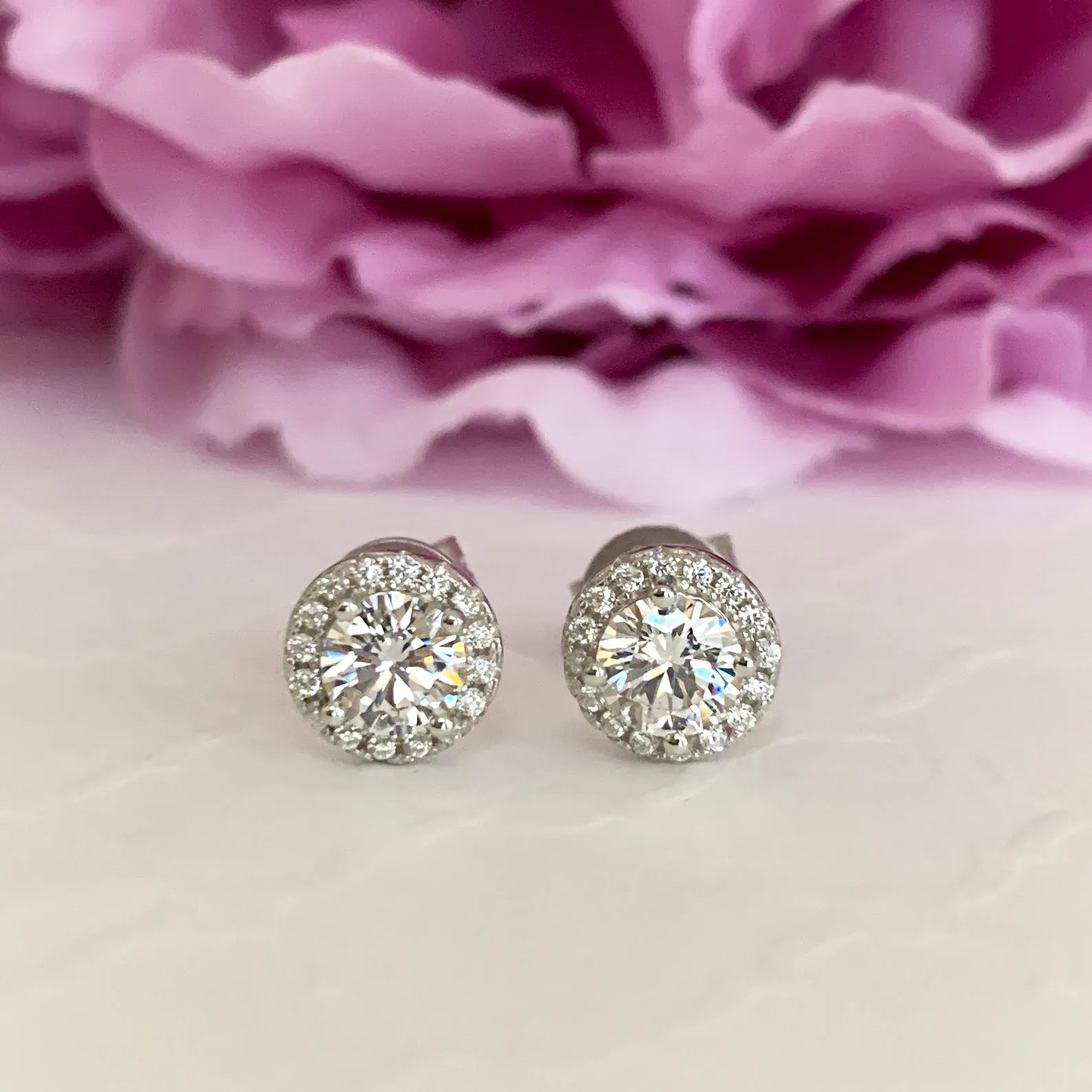 1 ctw Round Halo Stud Earrings