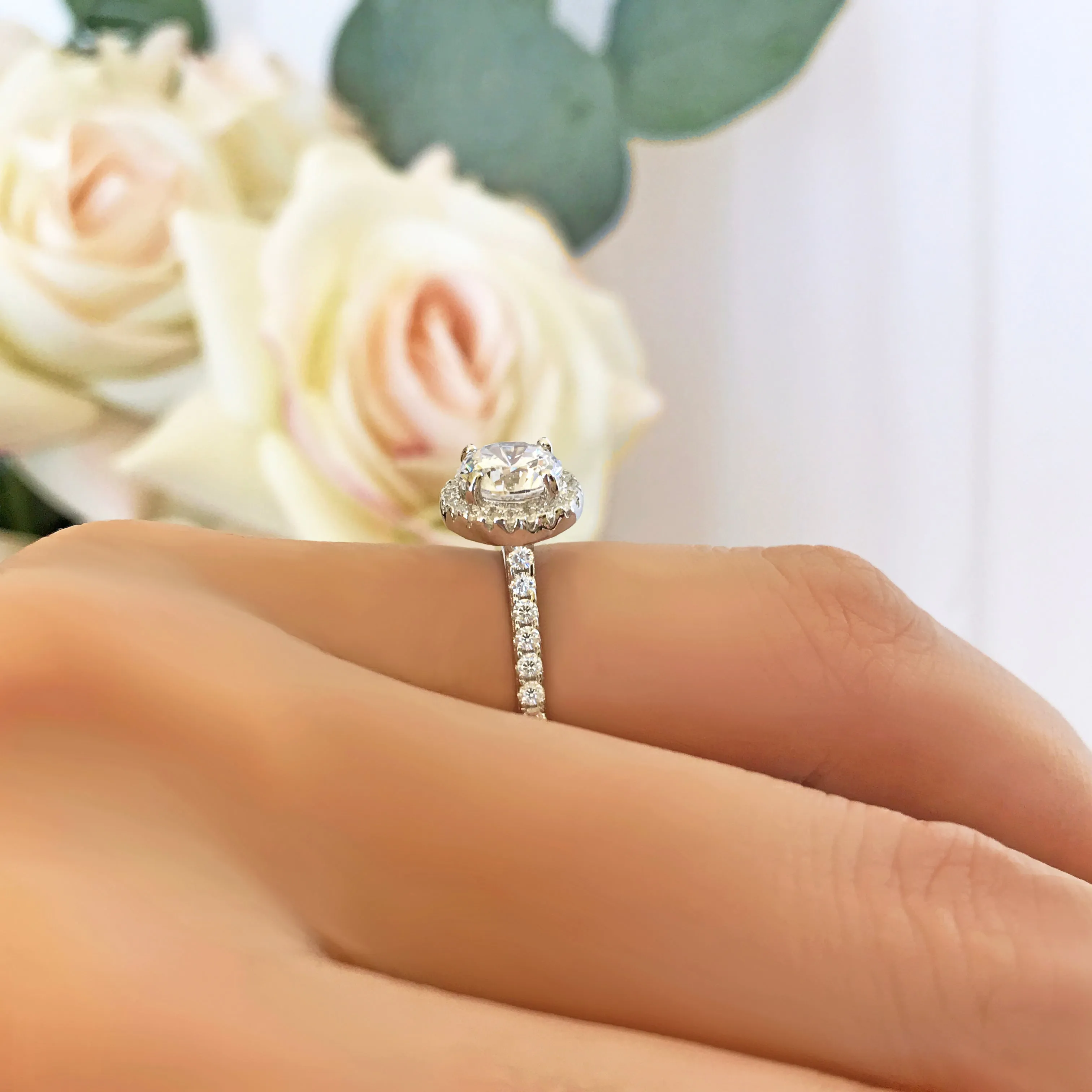 1.5 ctw Classic Round Halo Ring