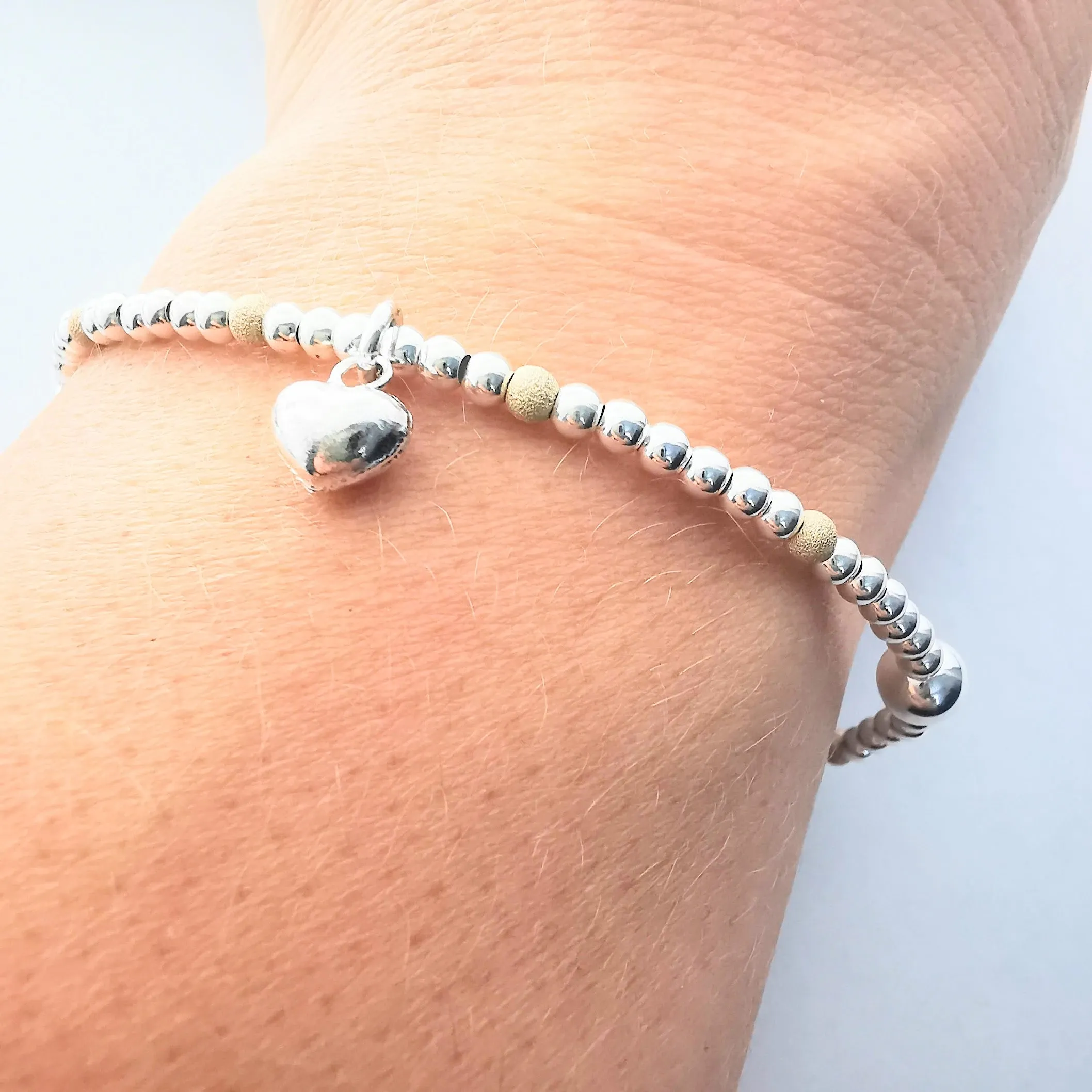 CASEY Sterling Silver Bead and Heart Stretch Bracelet