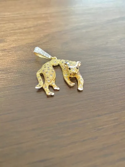 Cheetah Pendant 18K Gold Filled 29x26mm