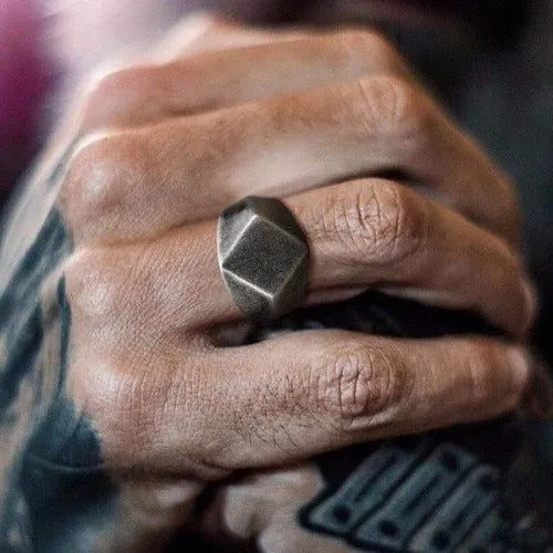 Classy Men Minimalist Signet Ring