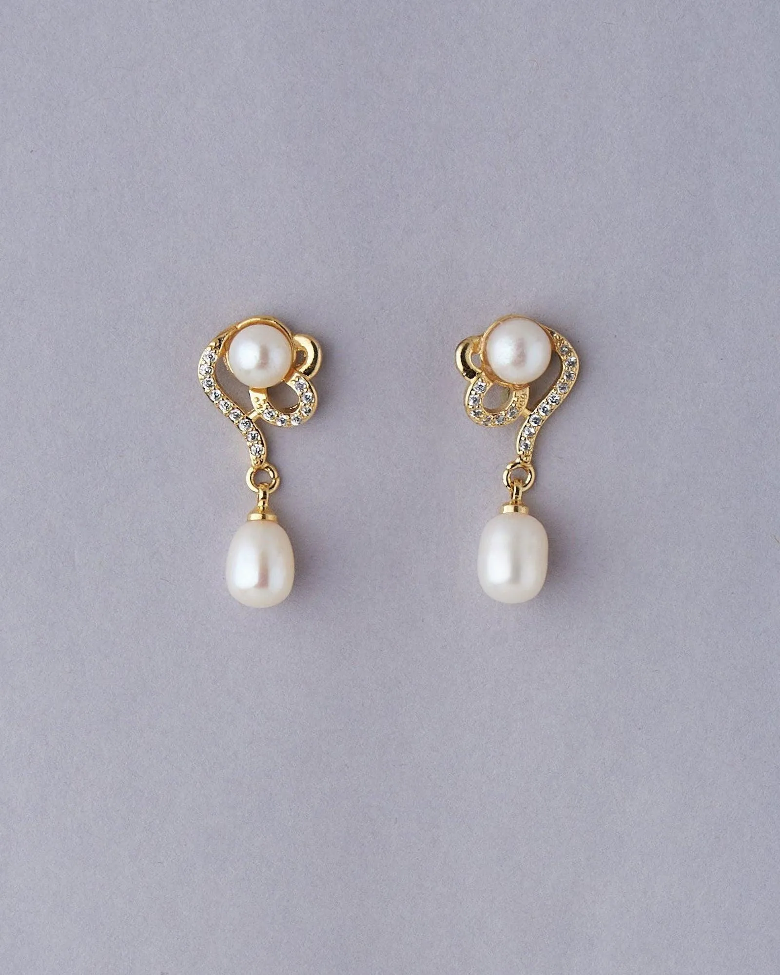 Delicate Stone Studded Pearl Earring