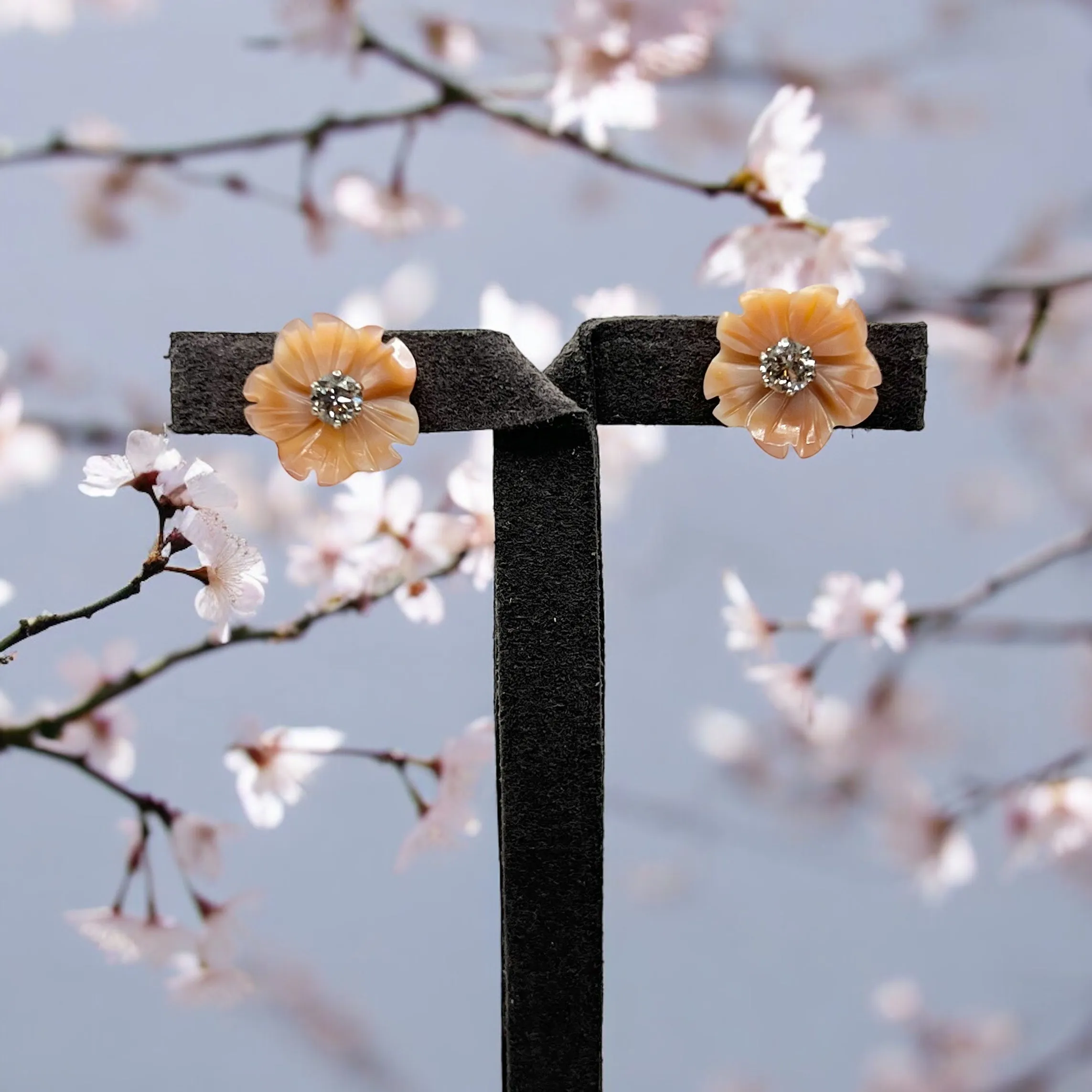 ORANGE STUD EARRINGS