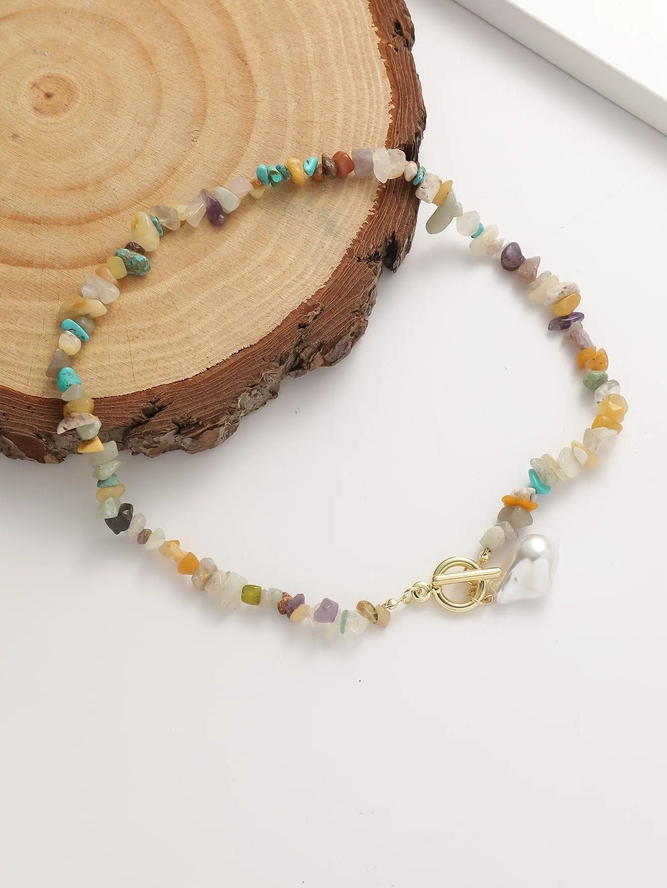 Stone beaded multicolor pendant necklace