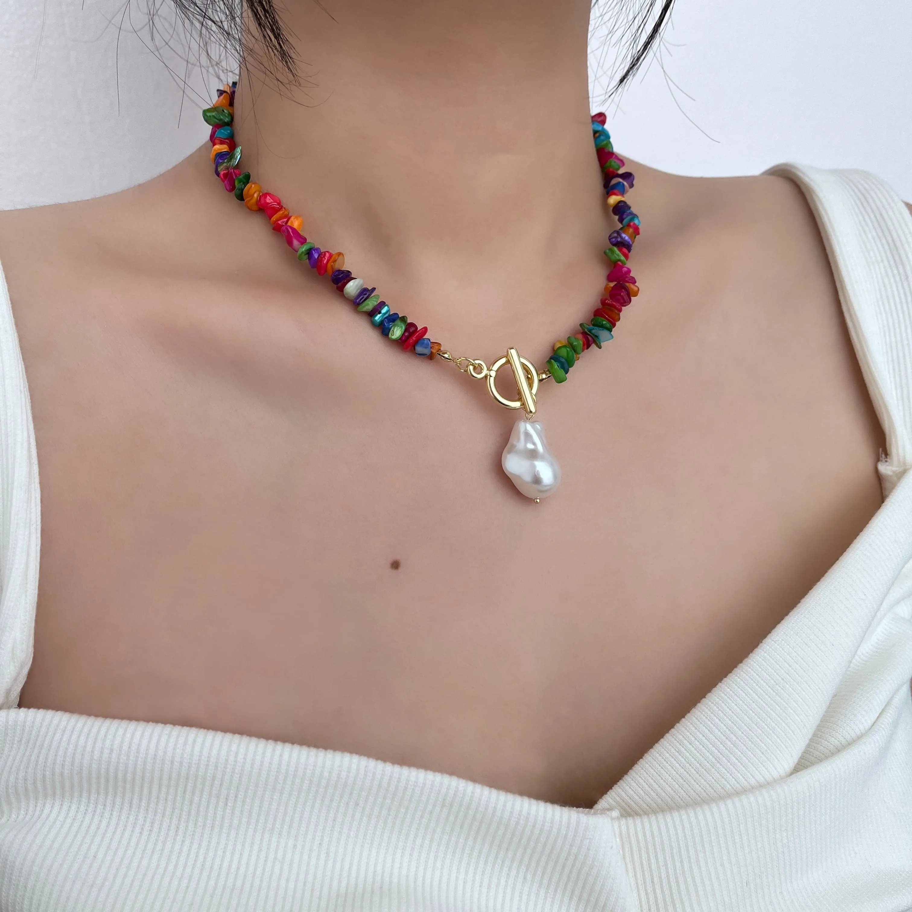 Stone beaded multicolor pendant necklace